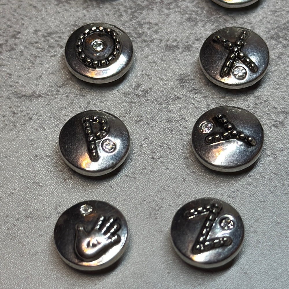 Ginger Snap Petite 12mm Silver Toned Alphabet Snap (Choose 1) - Picture 4 of 4